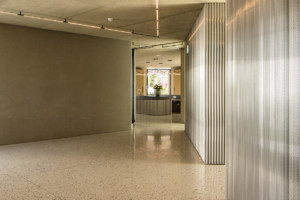 Betontheke Vinothek Domaine Claude Bentz 3