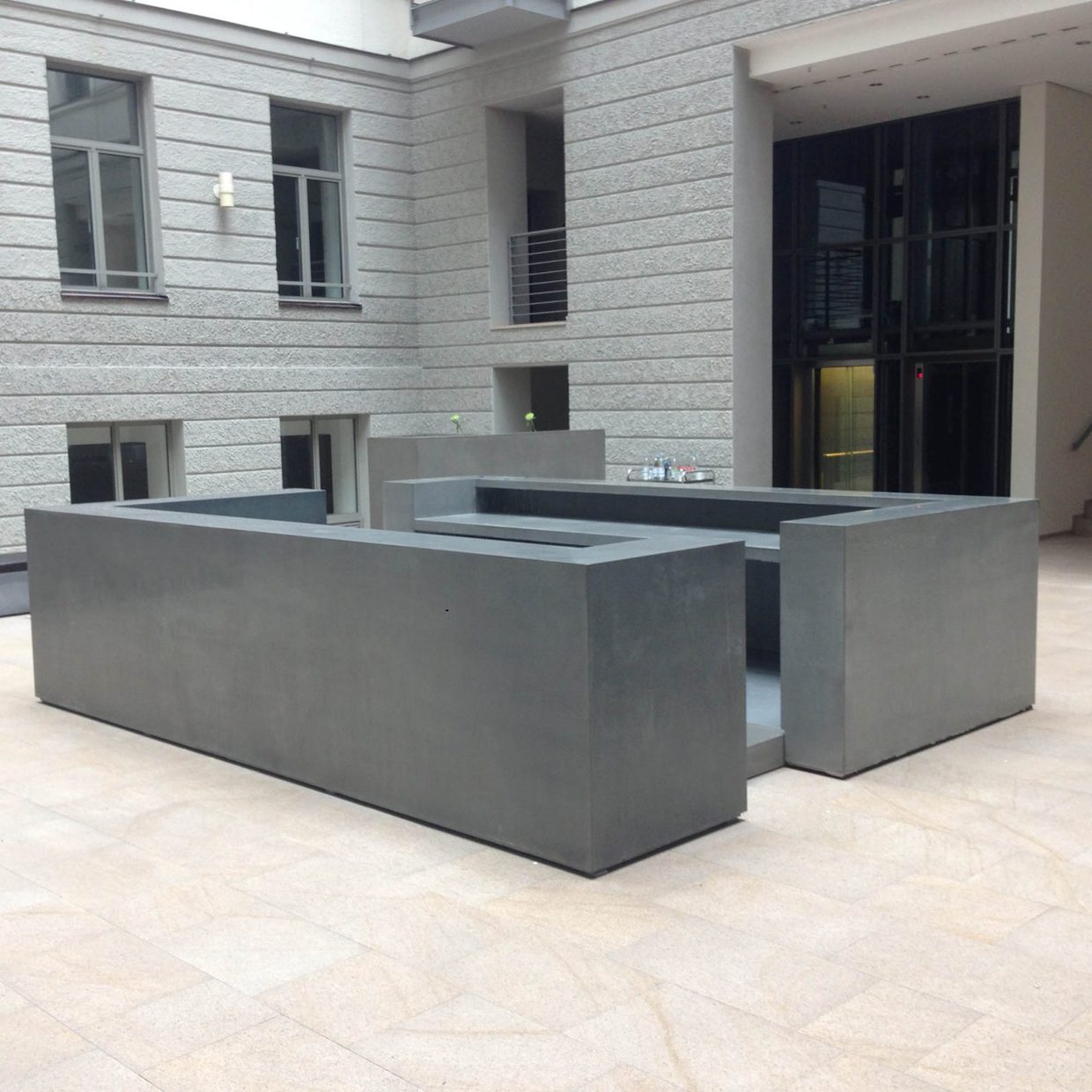 concrete counter for BCG Munich