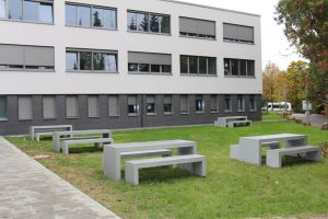 Concrete table with matching benches Limpertsberg Ref.